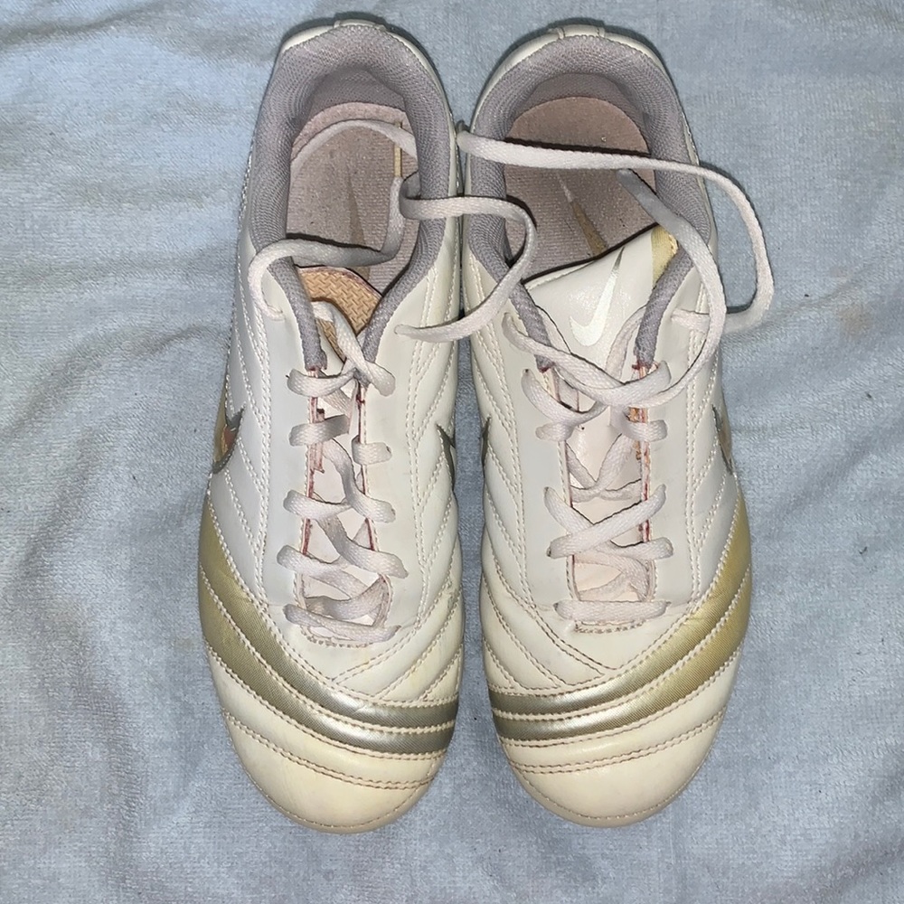 Vintage Nike Cleats